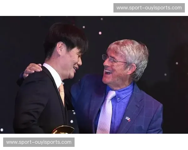 新闻年终总决赛：谁能捧走年度舆论桂冠？